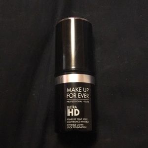 Make Up For Ever stick foundation R370 155